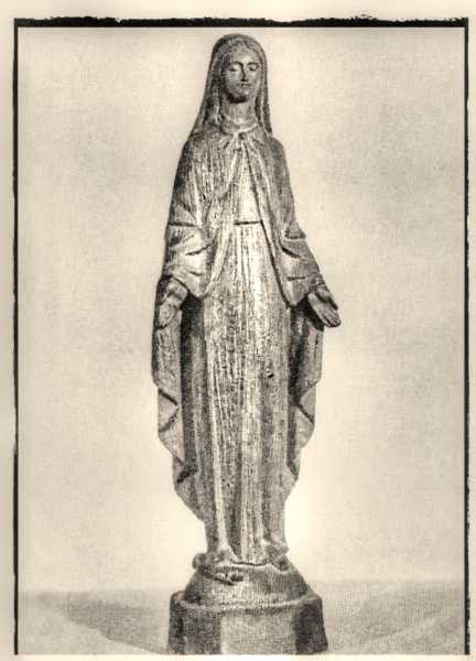 Our-Lady-of-the-Miraculous-Medal-Statue-2