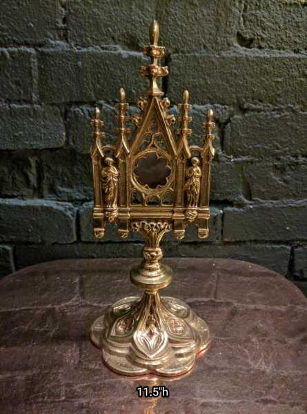 Amazing-Antique-Gothic-Reliquary-1