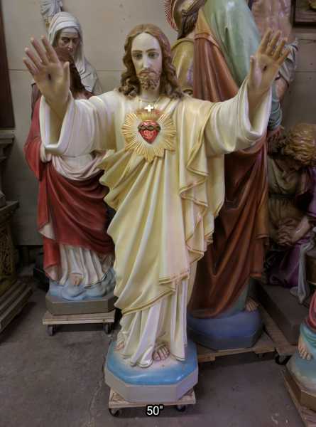 Jesus-Statue-Arms-Outstretched-3
